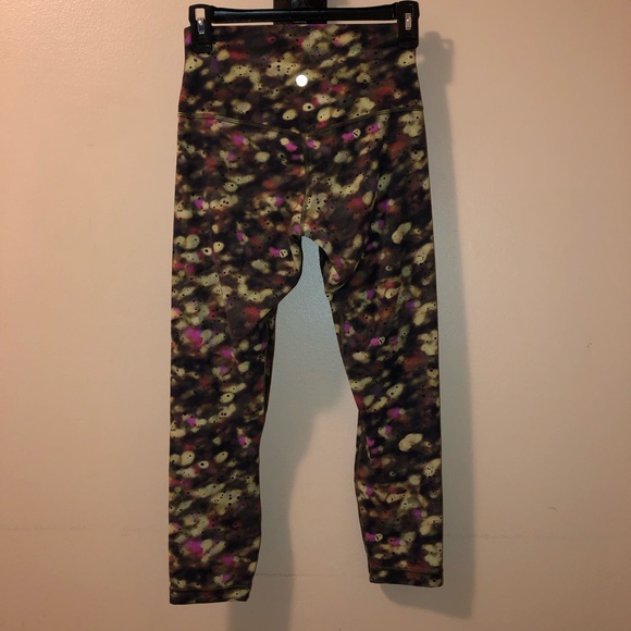 Lululemon Align HR Cropped Legging & Matching Align Tank Top,Size-6,GUC - Picture 4 of 16